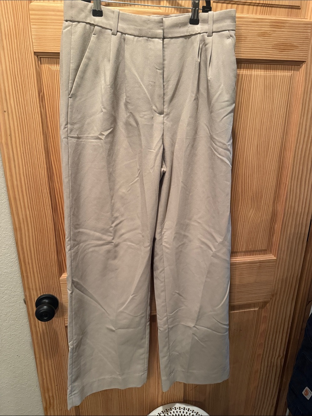 Abercrombie & Fitch Wide-Leg Trousers in Light Taupe